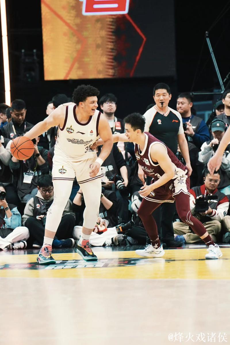莫兰德30+25辽宁胜广厦5连胜收官 赵继伟12+12