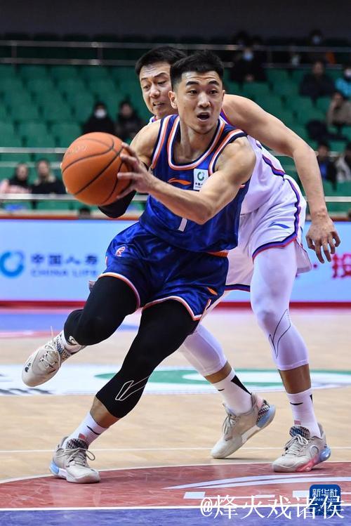 高诗岩19分山东胜浙江 胡金秋22分广厦胜宁波 高诗岩19分山东胜浙江 胡金秋22分广厦胜宁波