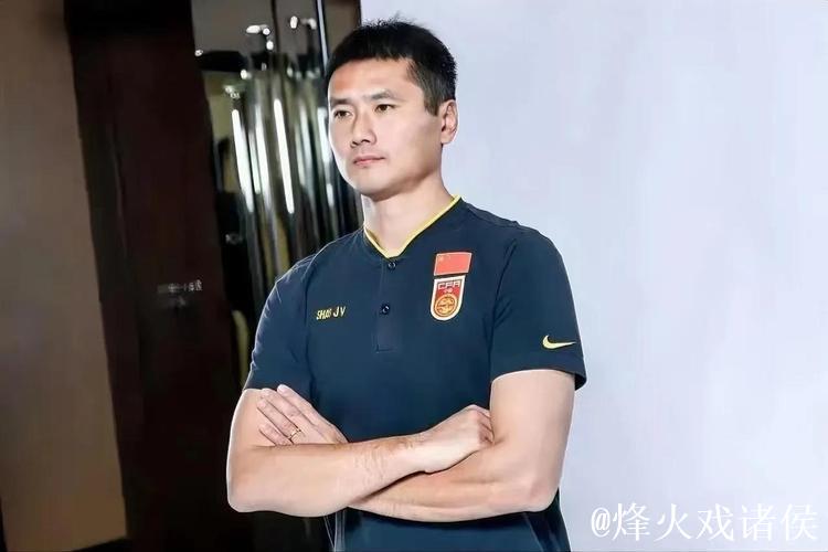 邵佳一谈执教国足目标：以拼搏精神与成绩回报国人